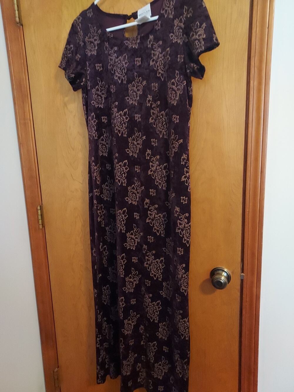 Vintage Bentley Juniors Women's Size 7 - 8 Soft Velour Long Dress slit back EUC